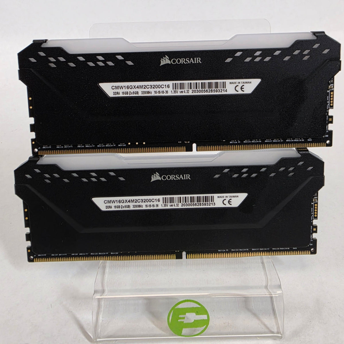 Corsair Vengeance RGB Pro 16GB (2x8GB) RAM DDR4 3200MHz CMW16GX4M2C3200C16