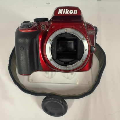 Nikon D3400 24.2MP Digital SLR DSLR Camera 5330 Shutter Count