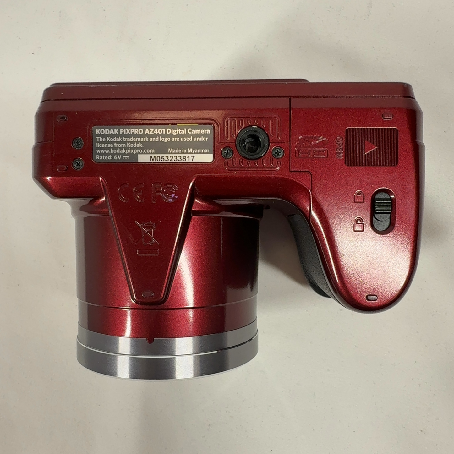 Kodak PIXPRO AZ401 16.0MP Point and Shoot Digital Camera