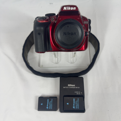 Nikon D3400 24.2MP Digital SLR DSLR Camera 5330 Shutter Count