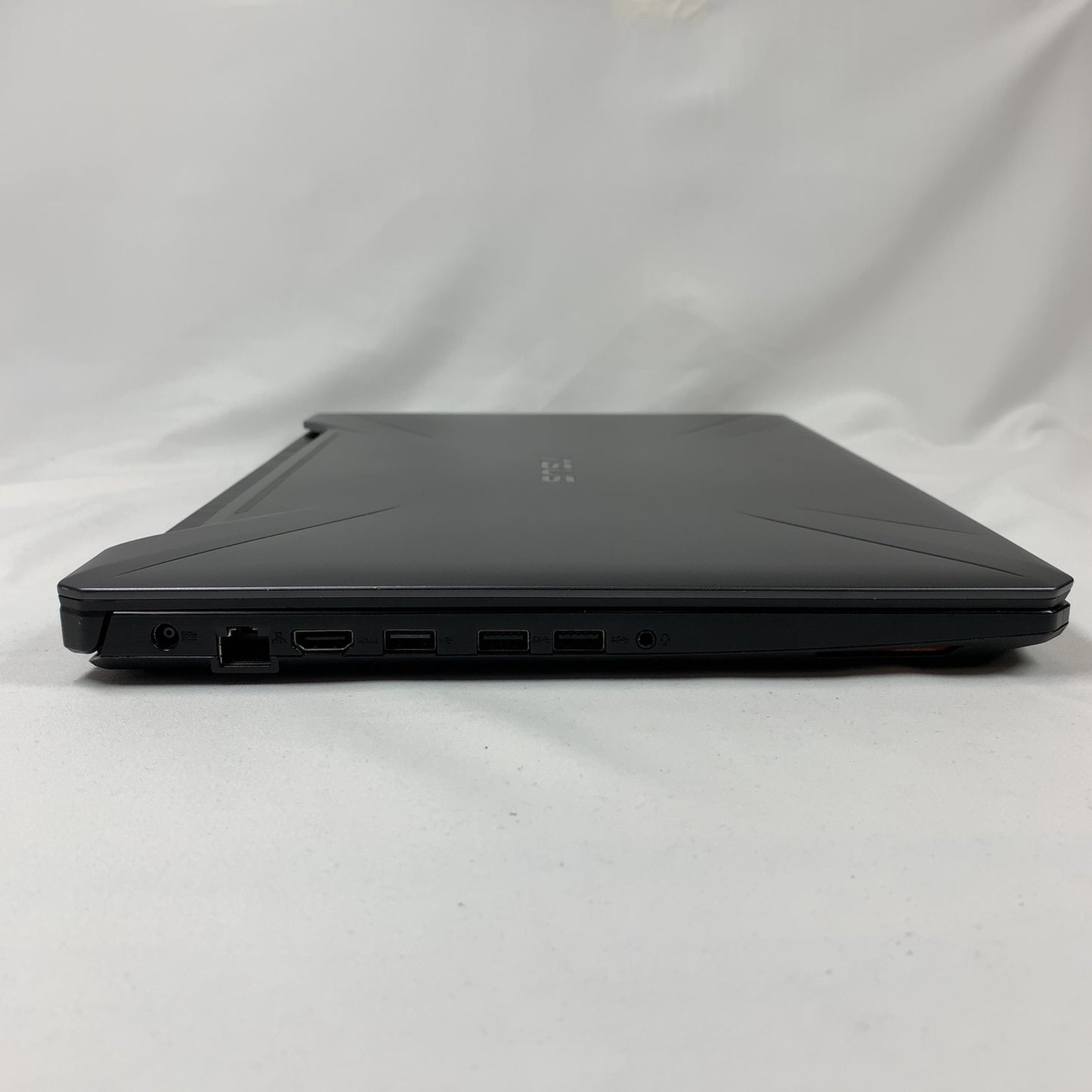 ASUS tuf505D 15.6" Ryzen 5 3550H 2.1GHz 32GB RAM 512GB SSD GeForce GTX 1650