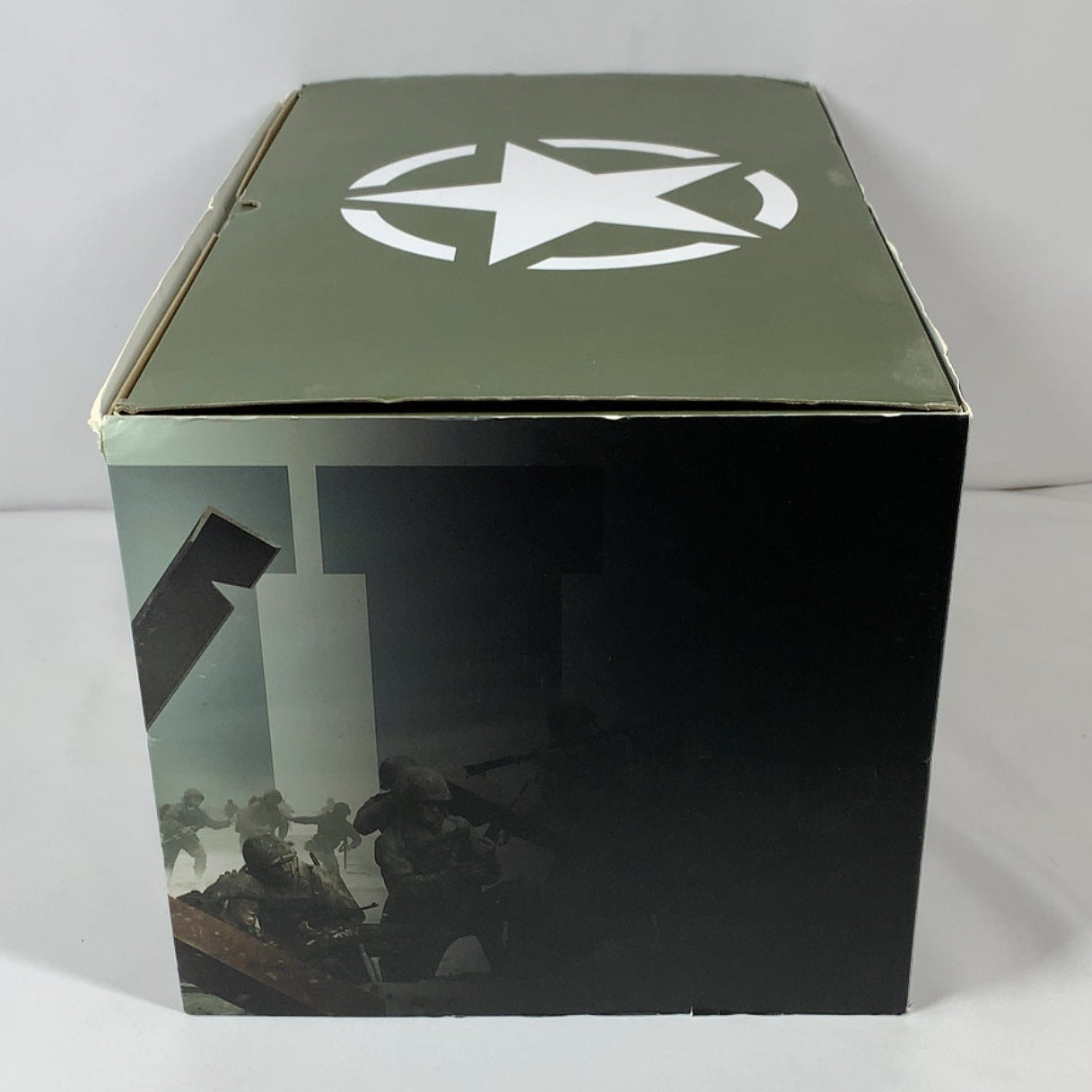 New Call Of Duty: WWII: Valor Edition  (Sony PlayStation 4 PS4, 2017)
