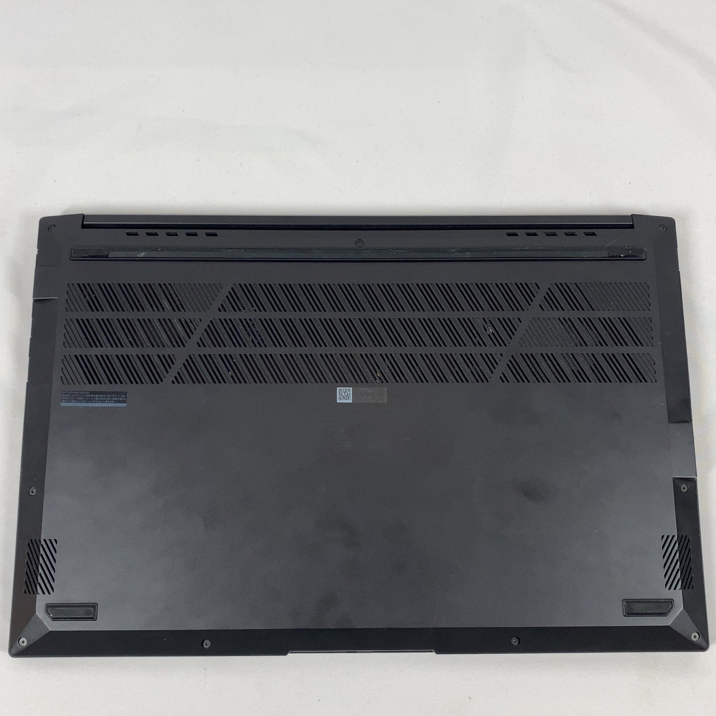 ASUS Creator Q530 15.6" i7-13620H 2.4GHz 16GB RAM 5 SSD GeForce RTX 3050