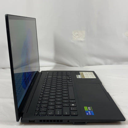 ASUS Creator Q530 15.6" i7-13620H 2.4GHz 16GB RAM 5 SSD GeForce RTX 3050