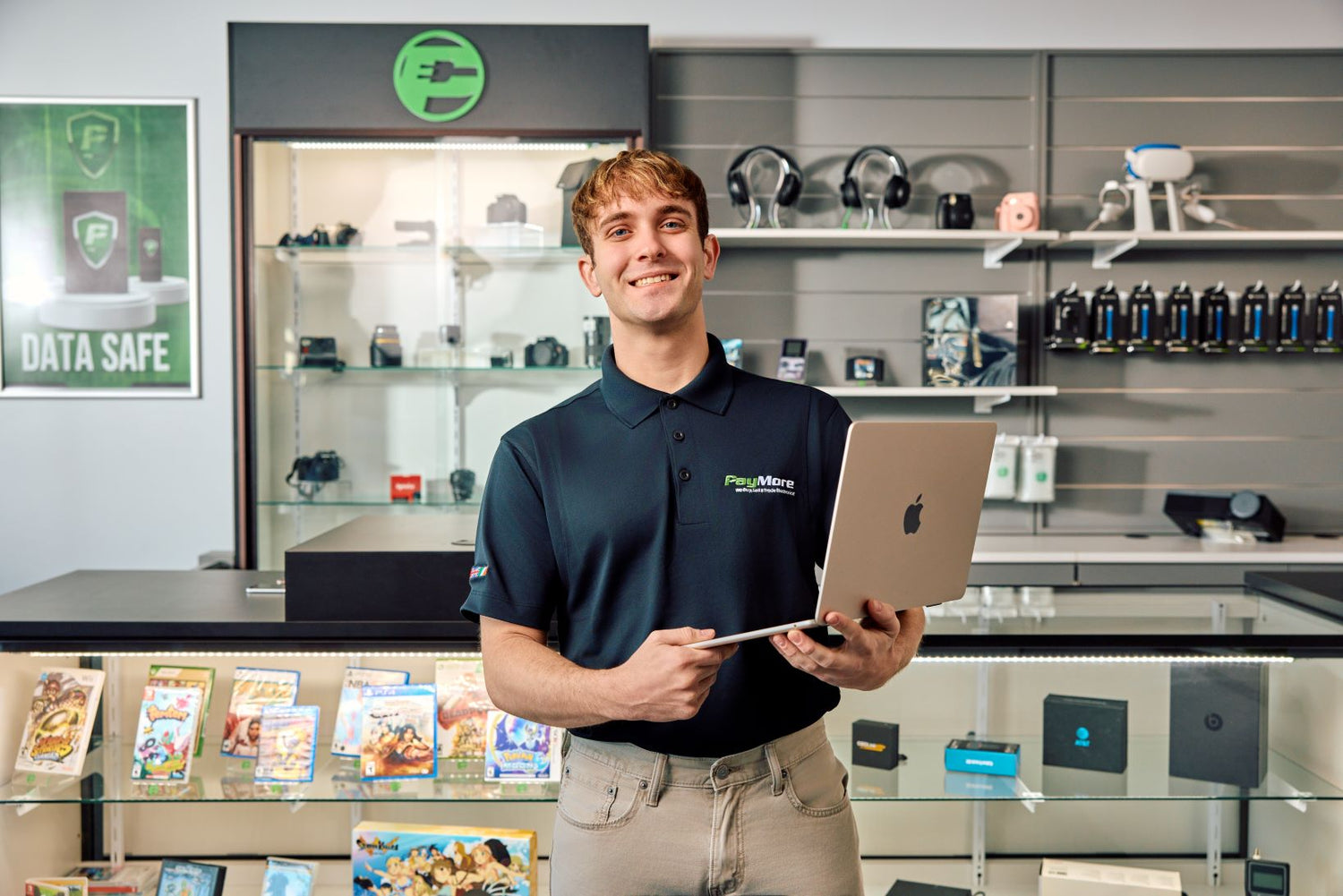 paymore employee smiling